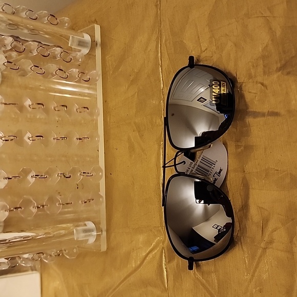 BUNDLE OF 2 SUNGLASSES - Picture 2 of 3